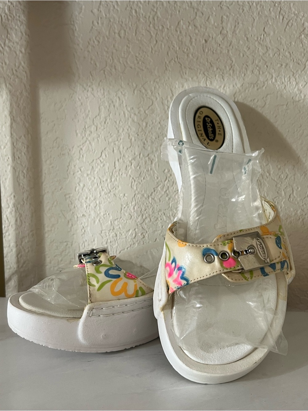Dr. Scholls Scribble Flower Platform Sandals